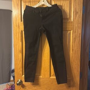 Maurice’s Black Skinny Jean
M/Regular